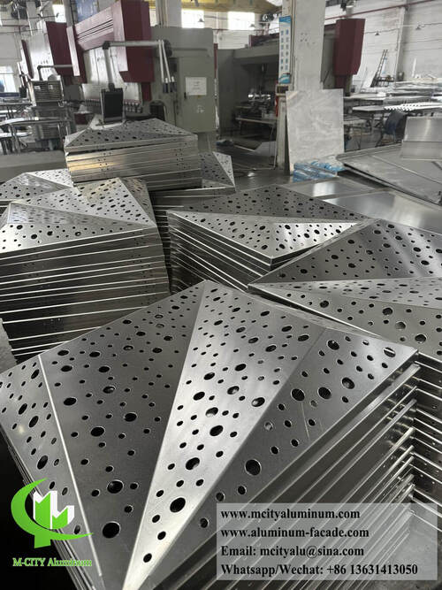 Τελευταία εταιρικά νέα για Γιατί να Επιλέξετε την Πλαστική Πλαστική Αλουμινίου Αντί για Άλλες Επιλογές;