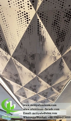 Μεταλλική 3D επένδυση Πίνακες αλουμινίου Διακόσμηση οροφής Διατρημένο πρότυπο με φωτισμό LED