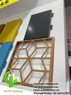 Χάλυβα από χαλύβδινο φύλλο με μοτίβα για τοίχους και οροφές
