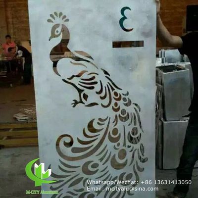 Καλή τιμή Πάνελ αλουμινίου με ηλεκτροστατική βαφή και κοπή με λέιζερ με σχέδιο παγωνιού για διακόσμηση λόμπι 1000x2000mm σε απευθείας σύνδεση